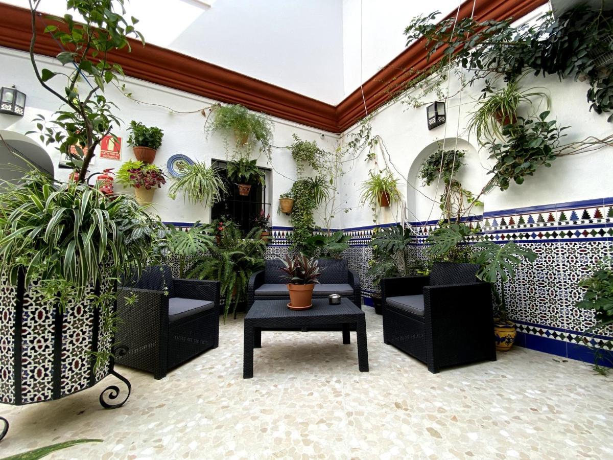 Hostal Mellizo Lebrija Exterior photo